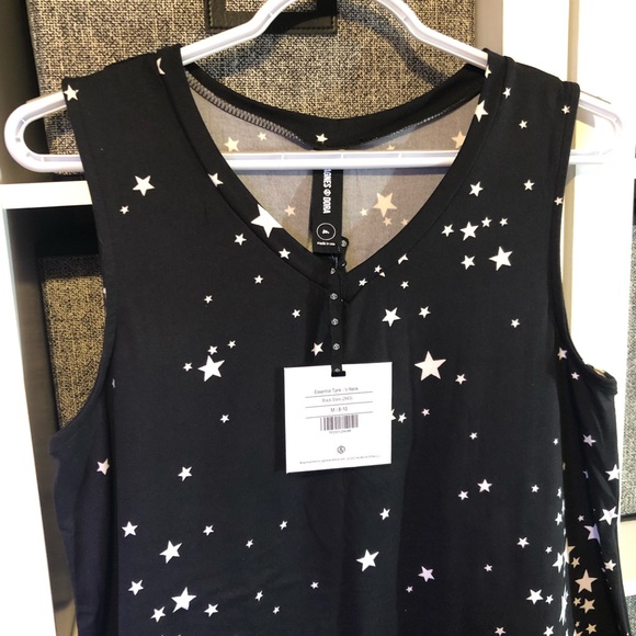 Agnes & Dora Essential V-neck Tank Medium - Picture 3 of 5